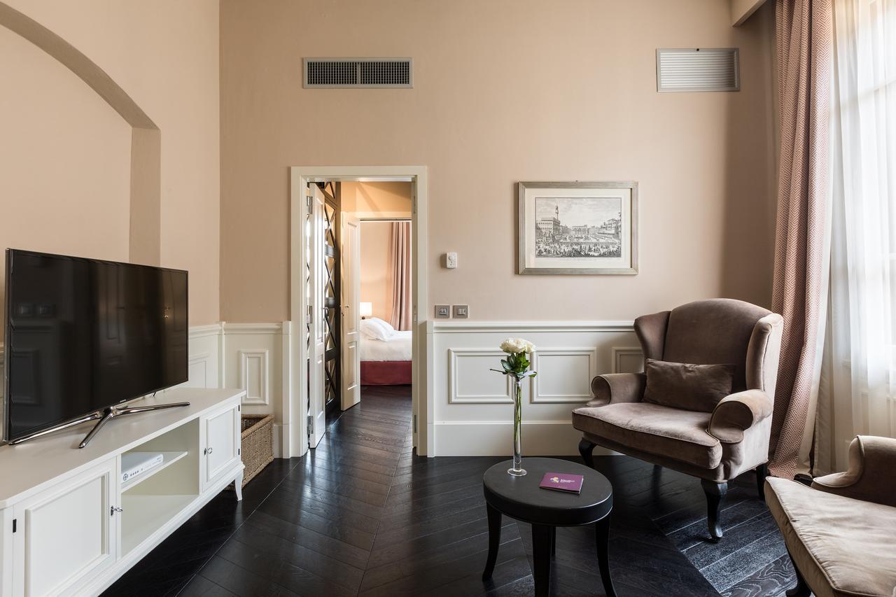 Cavalieri Palace Luxury Residences Florenz Exterior foto