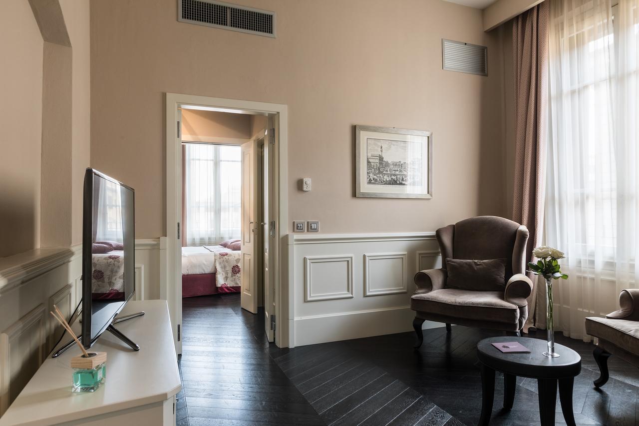 Cavalieri Palace Luxury Residences Florenz Exterior foto